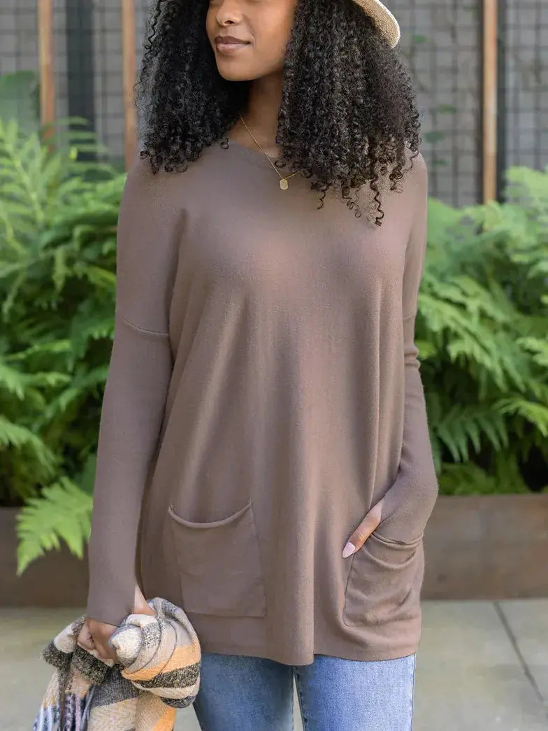 Ladies' Relax-Fit Fashion Pocket Top