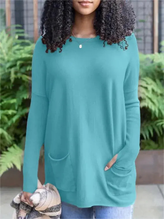 Ladies' Relax-Fit Fashion Pocket Top