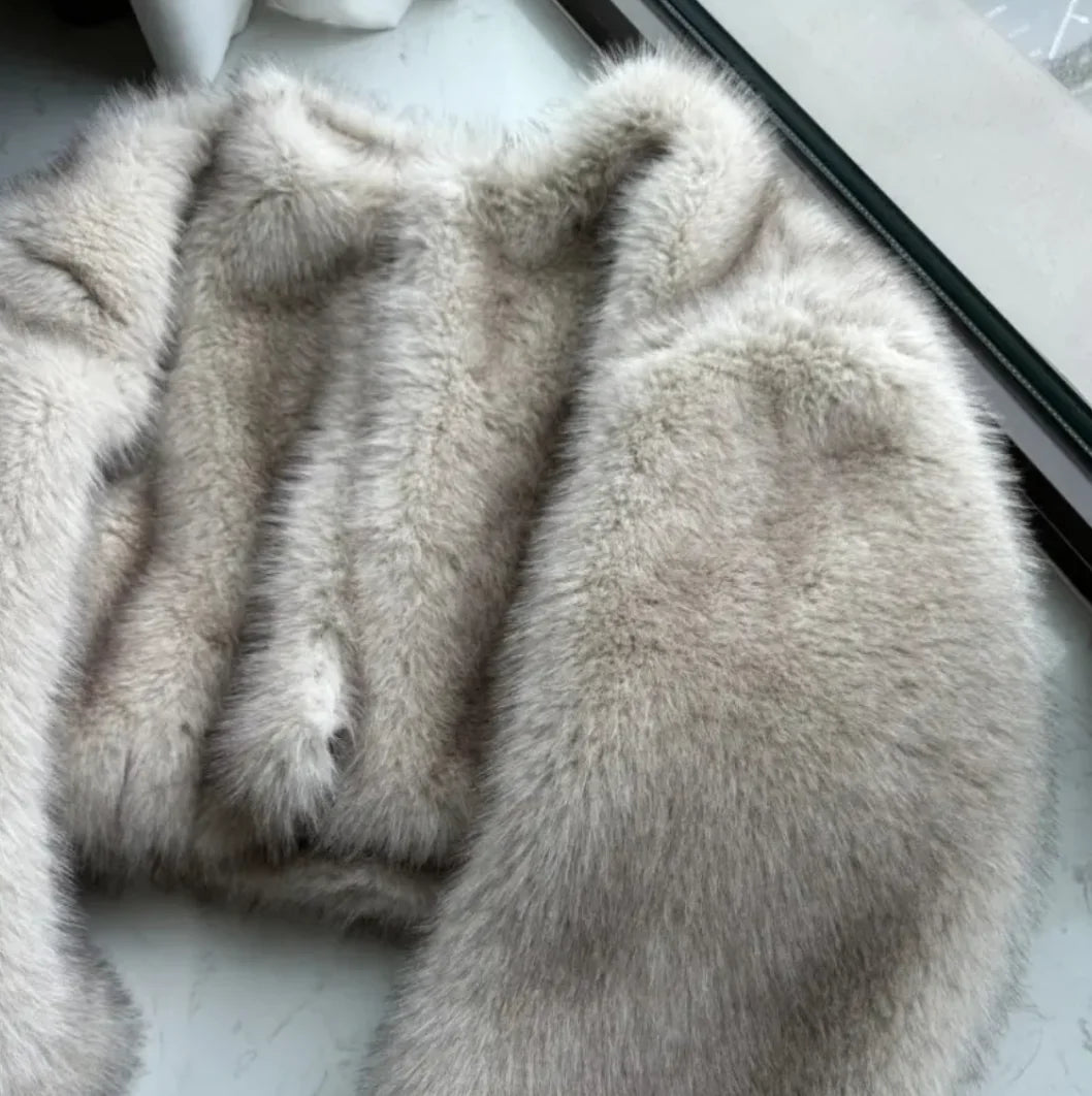 Chic Tokas Faux Fur Jacket
