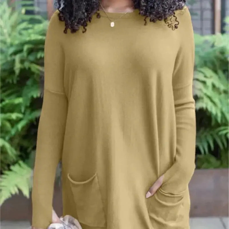 Ladies' Relax-Fit Fashion Pocket Top