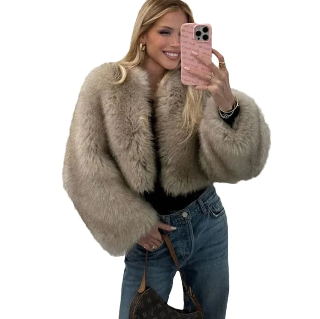 Chic Tokas Faux Fur Jacket